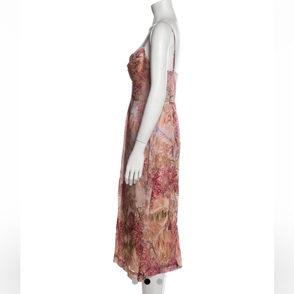 Bundle - Picture 4 of 9